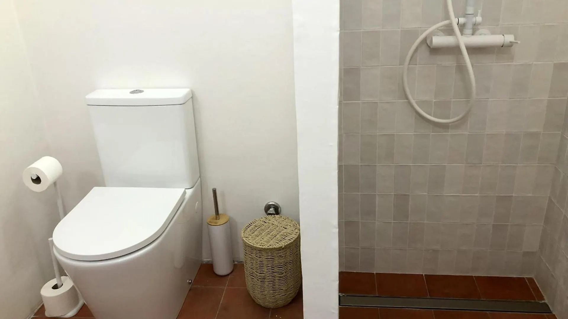 Cabioni - Casa Adosada Con Piscina Comunitaria, Cerca De La Playa De Grifeu. - Es-228-39 Llanca Spain