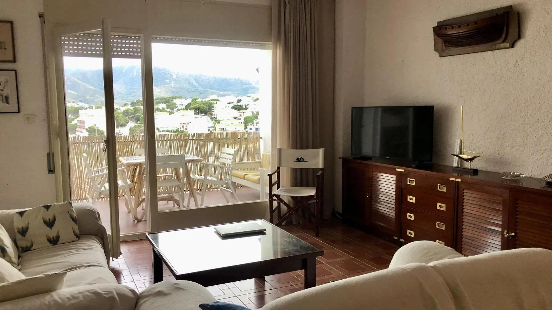 Cabioni - Casa Adosada Con Piscina Comunitaria, Cerca De La Playa De Grifeu. - Es-228-39 Llanca Spain