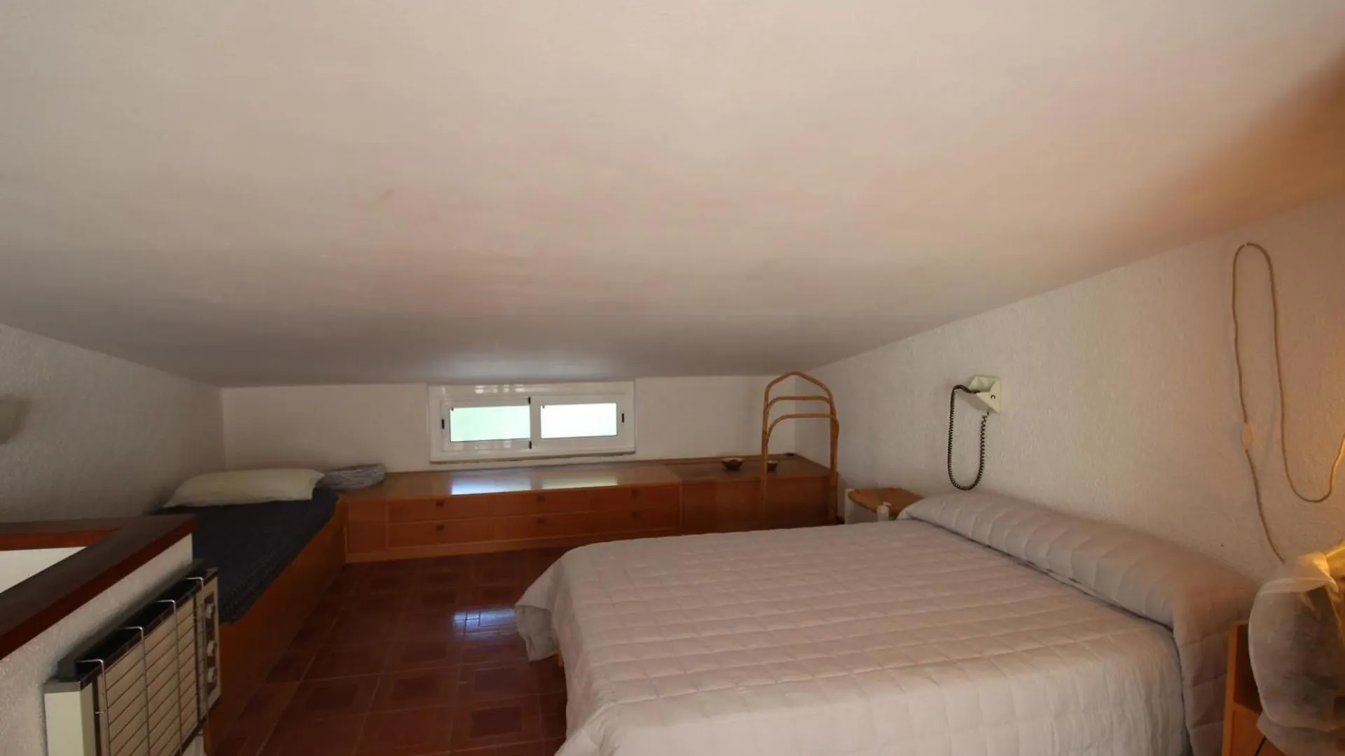 Cabioni - Casa Adosada Con Piscina Comunitaria, Cerca De La Playa De Grifeu. - Es-228-39 Llança